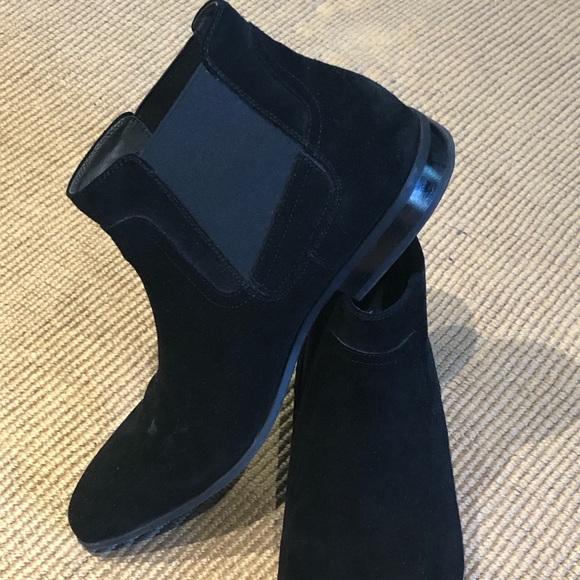 Calvin Klein Chelsea Boots - Picture 4 of 7